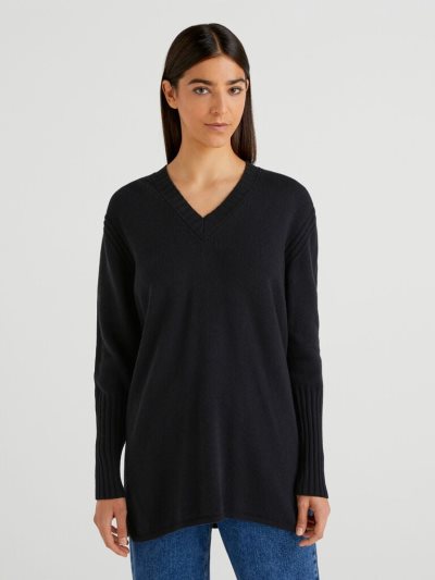 Black Women's Benetton Wool Blend V-neck Sweaters | AU495563