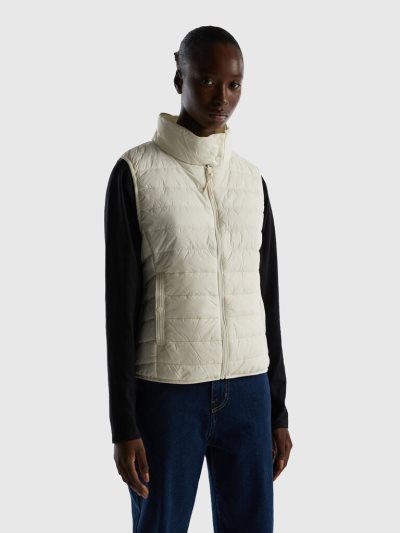 Creamy White Women's Benetton Sleeveless Puffer Recycled Wadding Vest | AU014727