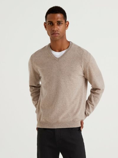 Dove Grey Men's Benetton Dove Gray V-neck Pure Merino Wool Sweaters | AU051485