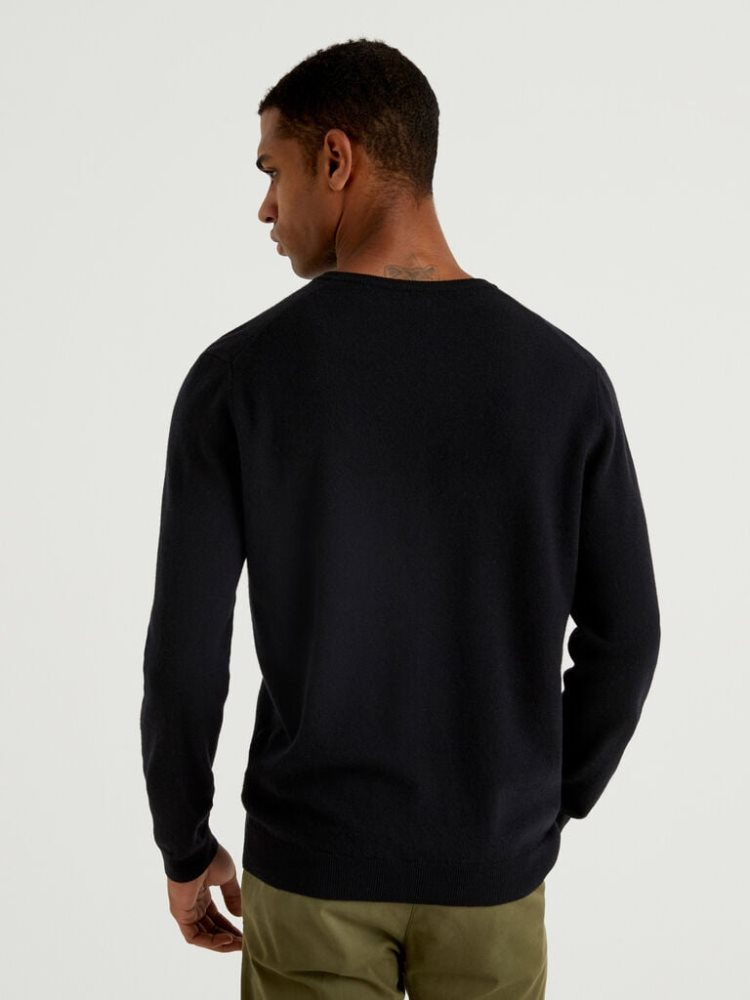 Black Men's Benetton Pure Merino Wool V-neck Sweaters | AU818373